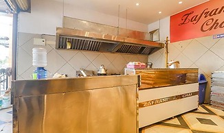 Fabhotel Twin Tree Suites