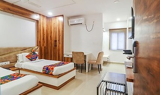 Fabhotel Twin Tree Suites