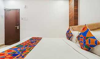 Fabhotel Twin Tree Suites