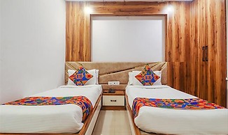 Fabhotel Twin Tree Suites