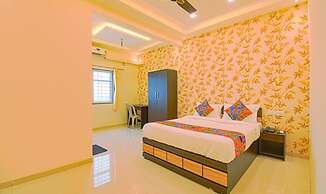 Fabhotel The Petals Residency