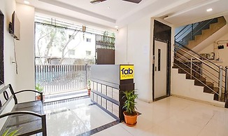 Fabhotel The Petals Residency