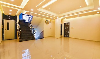 Fabhotel The Petals Residency