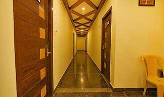 Fabhotel Saravana Executive