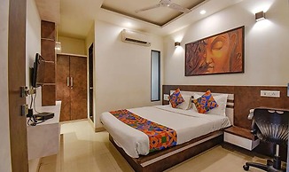 Fabhotel Rs Apartment