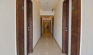 Fabhotel Rs Apartment