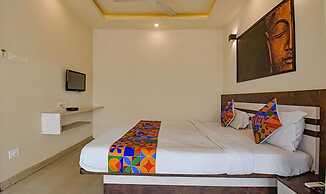 Fabhotel Rs Apartment