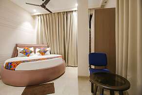 Fabhotel Sharma & Vishnu Garden