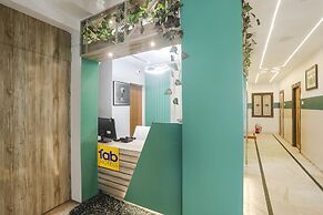 Fabhotel Greenstar Inn