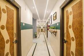 Fabhotel Greenstar Inn