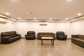 Fabhotel Sayeeda International