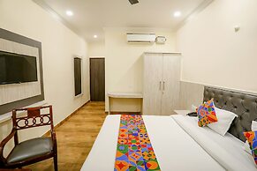 Fabexpress Trijal Inn