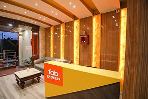 Fabexpress Trijal Inn