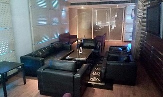 Fabhotel Prime Hampshire Plaza