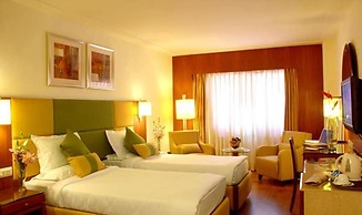 Fabhotel Prime Hampshire Plaza