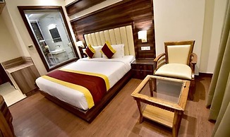 Fabhotel Prime Centella