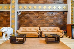 Fabhotel Shivani International