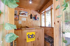 Fabhotel Orchard Retreat