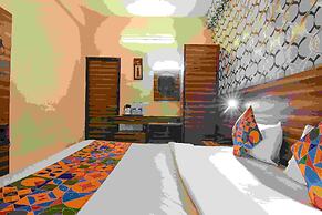 Fabhotel Vijay Palace