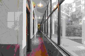 Fabhotel Vijay Palace