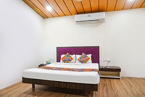 Fabhotel Lotus Resort