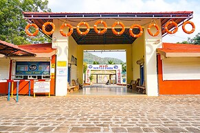 Fabhotel Lotus Resort