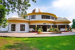 Fabhotel Lotus Resort