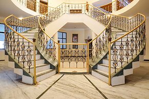 Fabhotel Lotus Resort