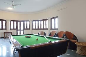 Fabhotel Lotus Resort