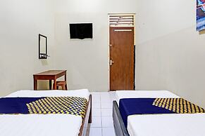 SPOT ON 92319 White House Syariah