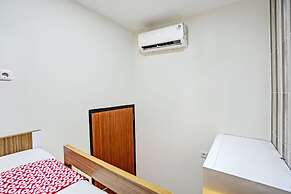 OYO 92435 Sunlo Cozy Home Family Homestay Syariah