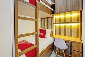 OYO 92435 Sunlo Cozy Home Family Homestay Syariah