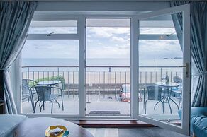 17 Beach Court - 2 Bed Apartment - Saundersfoot