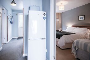 17 Beach Court - 2 Bed Apartment - Saundersfoot