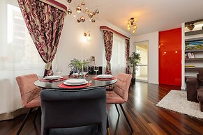 Family Unique Apartment Wola by Renters