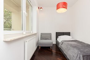 Family Unique Apartment Wola by Renters