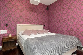 Family Unique Apartment Wola by Renters