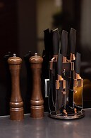 Family Unique Apartment Wola by Renters