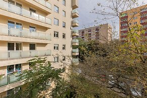 Family Unique Apartment Wola by Renters