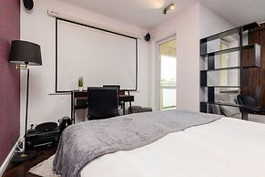 Family Unique Apartment Wola by Renters