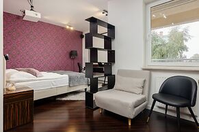 Family Unique Apartment Wola by Renters