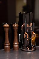 Family Unique Apartment Wola by Renters