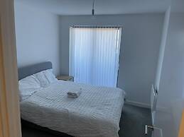 Salford City Retreat - Modern 2 Bedroom Apartment