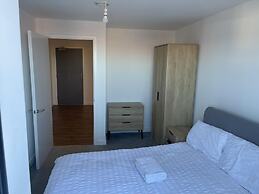 Salford City Retreat - Modern 2 Bedroom Apartment
