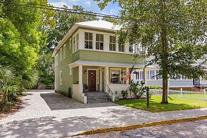 Casa Doble - Two Units, One Location!
