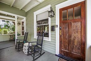 Casa Doble - Two Units, One Location!