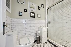 Casa Doble - Two Units, One Location!