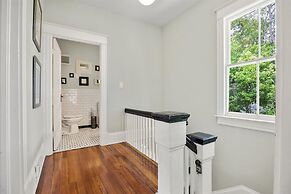 Casa Doble - Two Units, One Location!