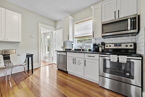Casa Doble - Two Units, One Location!