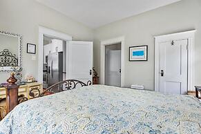 Casa Doble - Two Units, One Location!